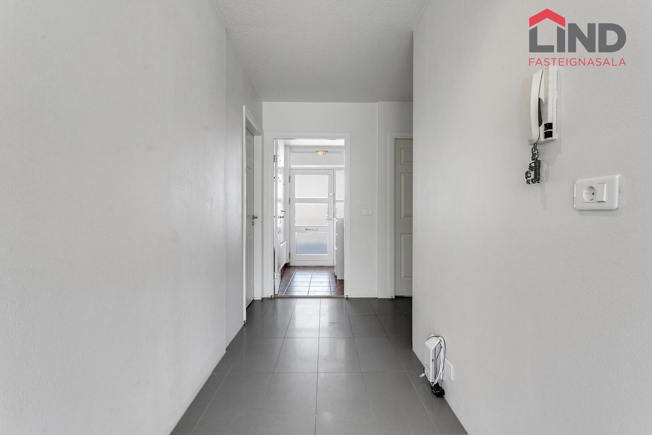 Langamýri 18 - 0203, 210 Garðabær