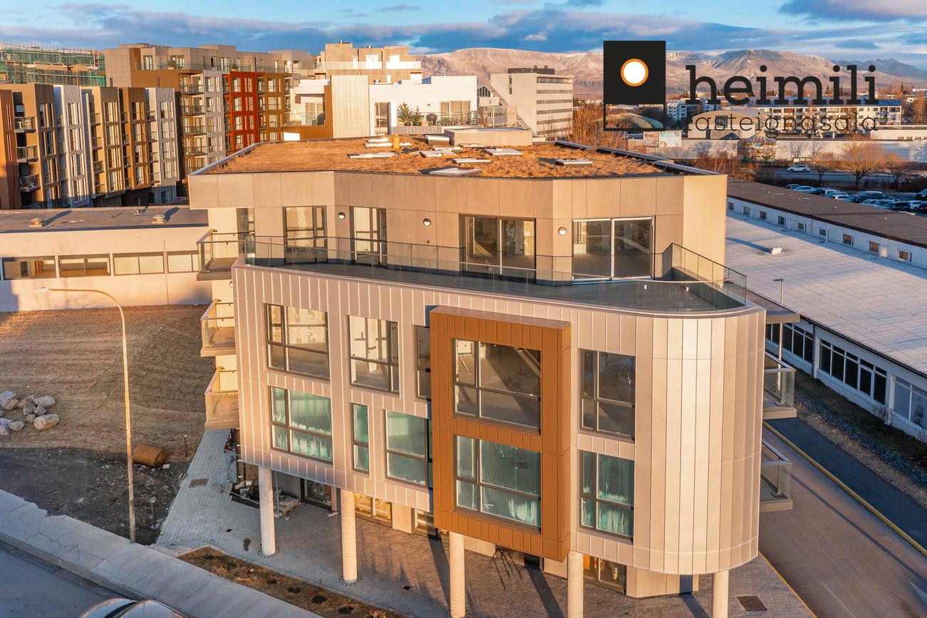 Grensásvegur 1C, 108 Reykjavík