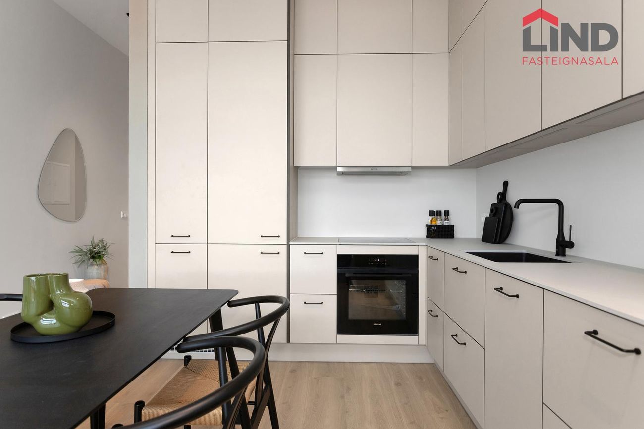 Hafnarbraut 10B, 200 Kópavogur