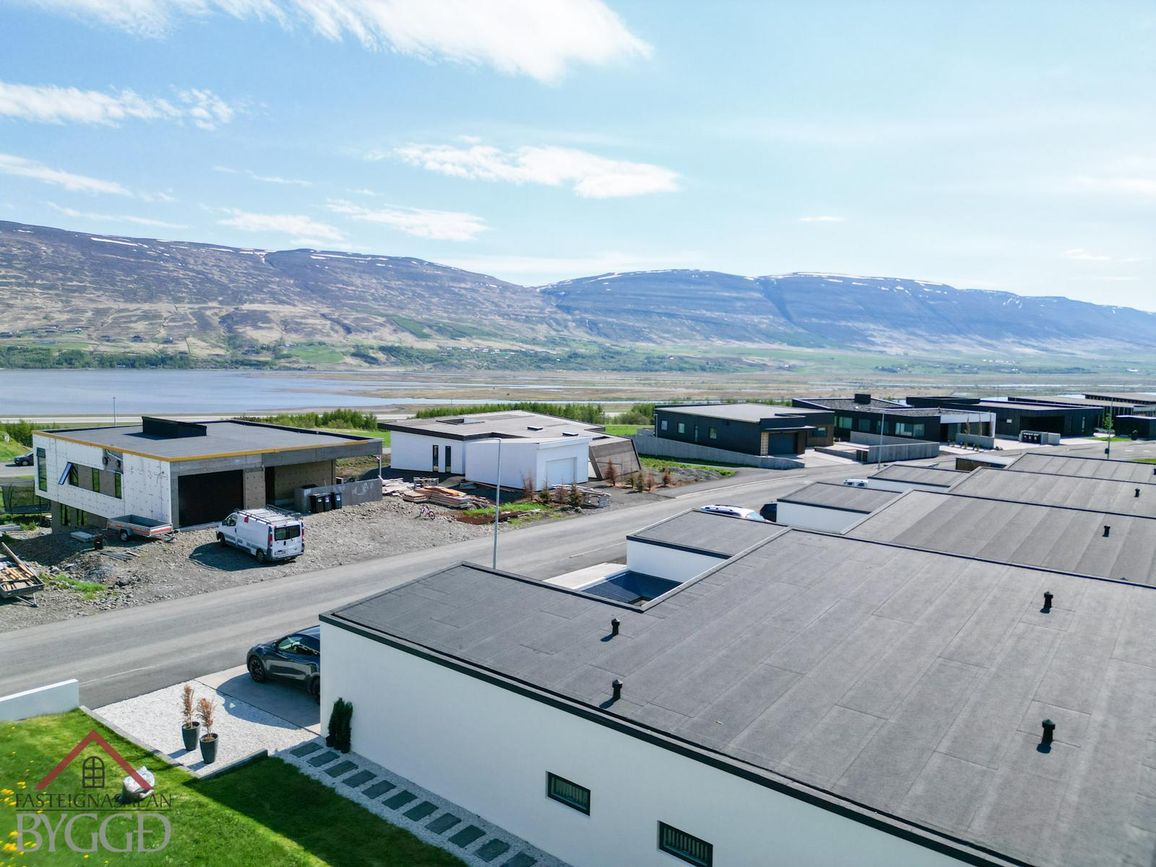 Geirþrúðarhagi 8b, 600 Akureyri