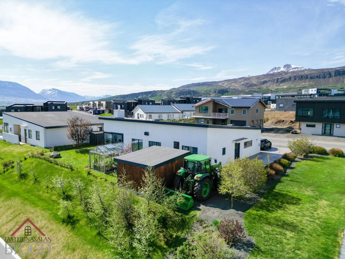 Geirþrúðarhagi 8b, 600 Akureyri