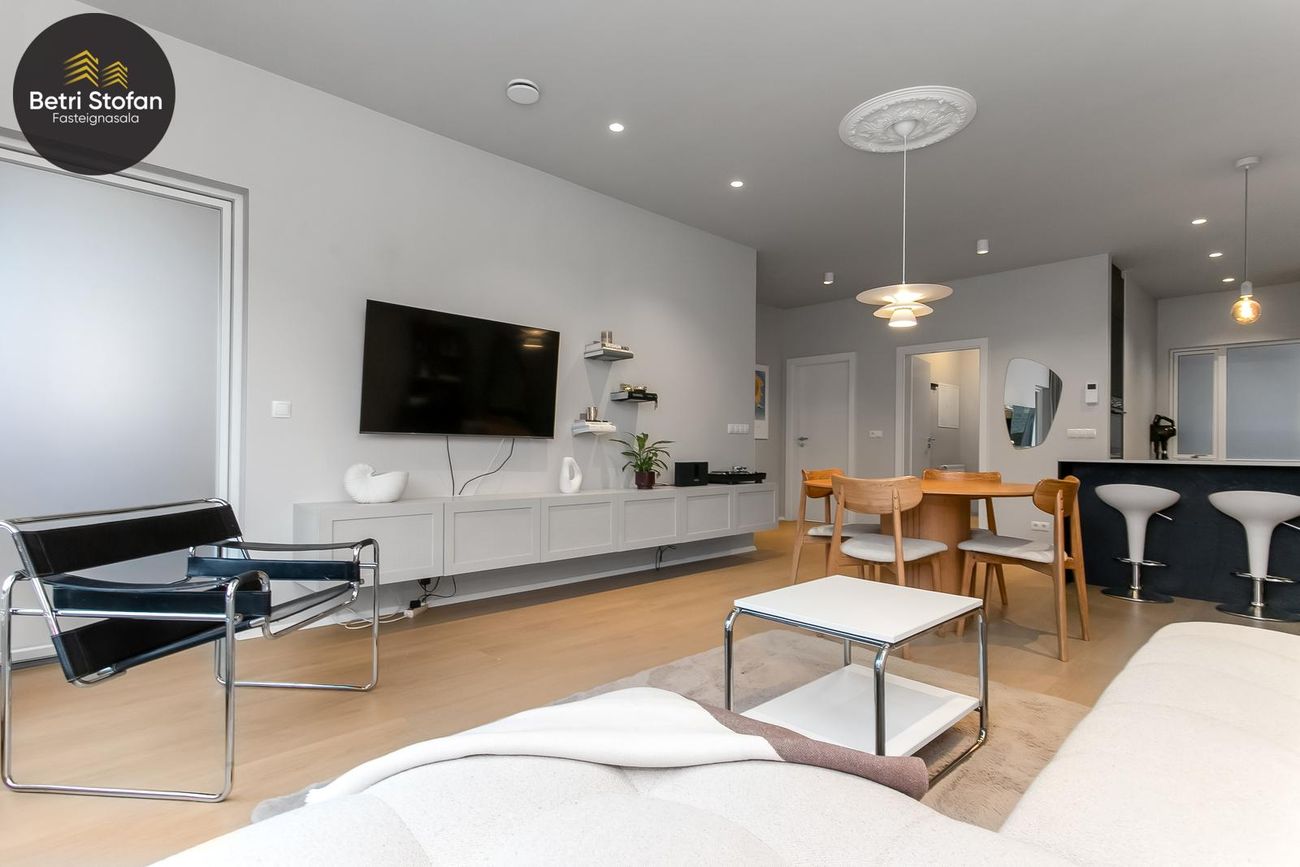 Grímsgata 8, 210 Garðabær
