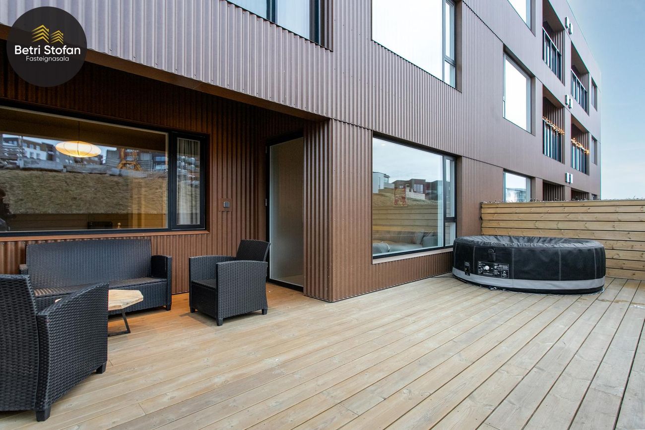 Grímsgata 8, 210 Garðabær