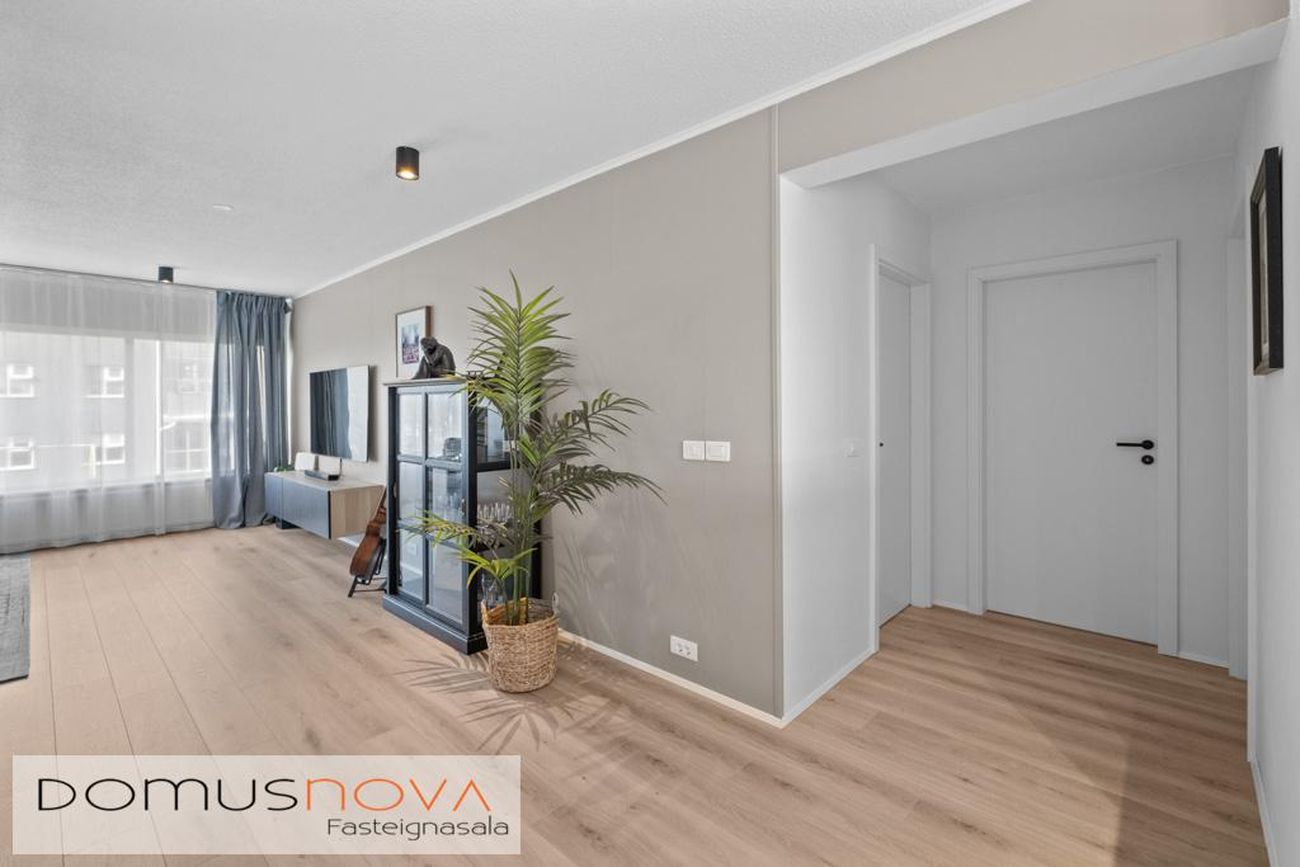 Lerkigrund 1, 300 Akranes