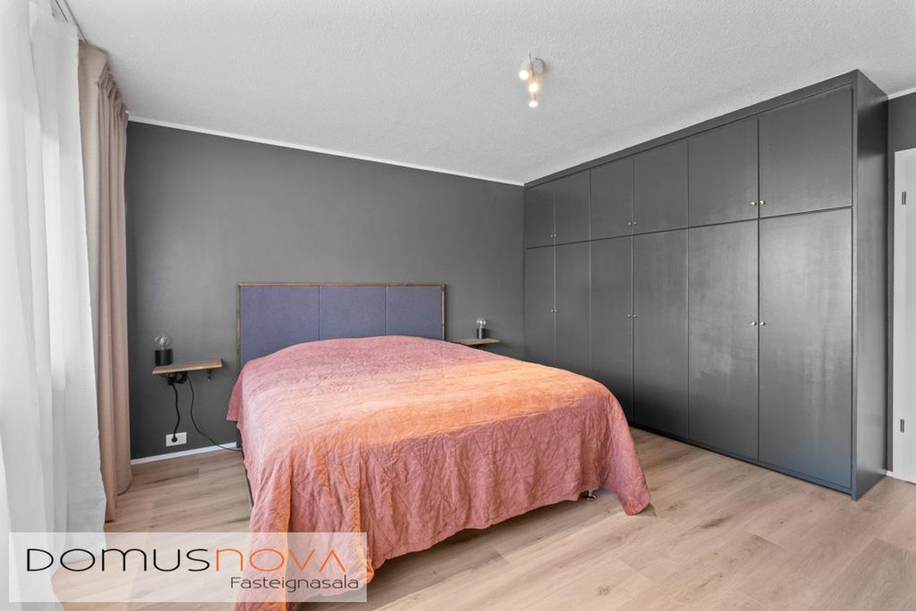 Lerkigrund 1, 300 Akranes