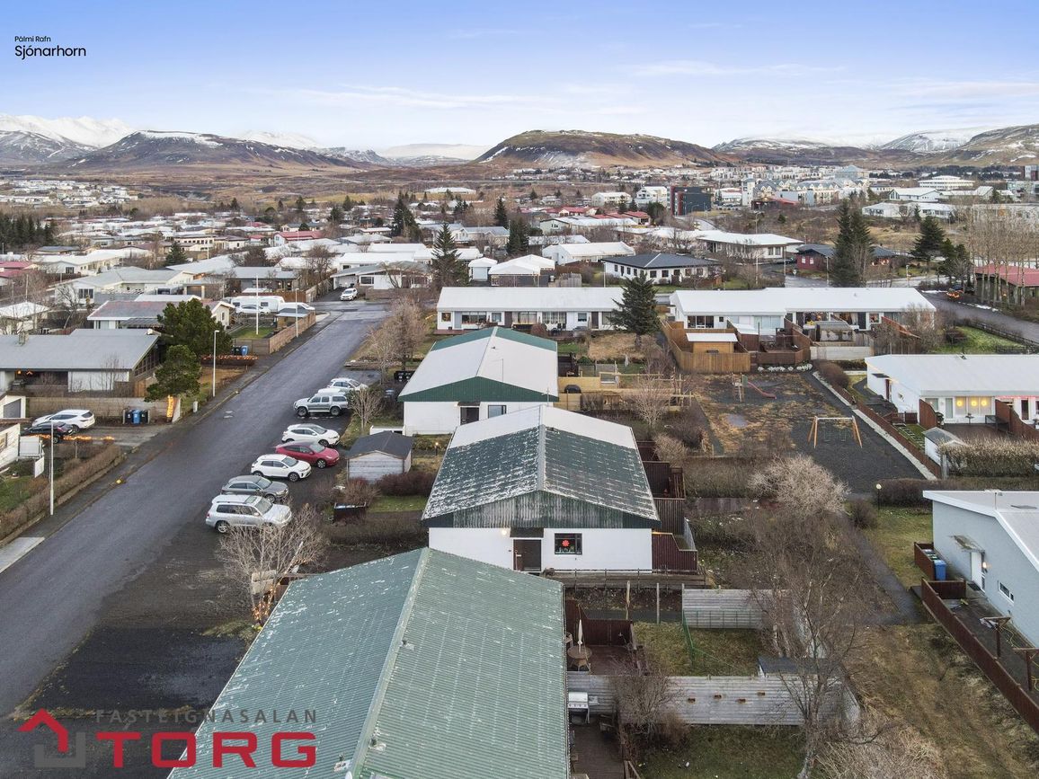 Grundartangi 42, 270 Mosfellsbær