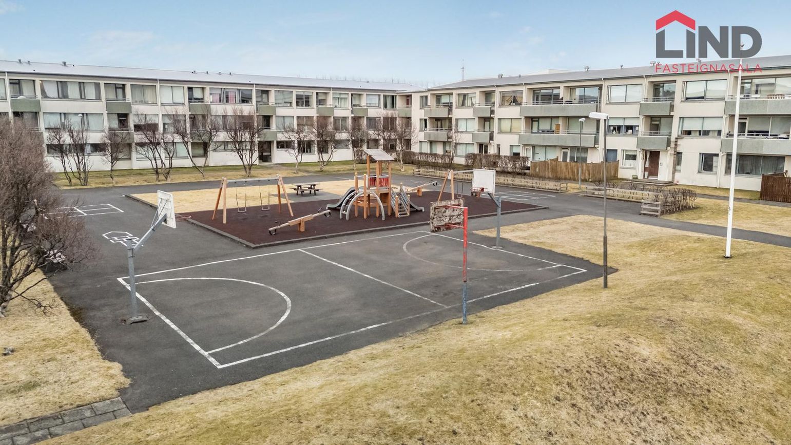Hraunbær 120, 110 Reykjavík