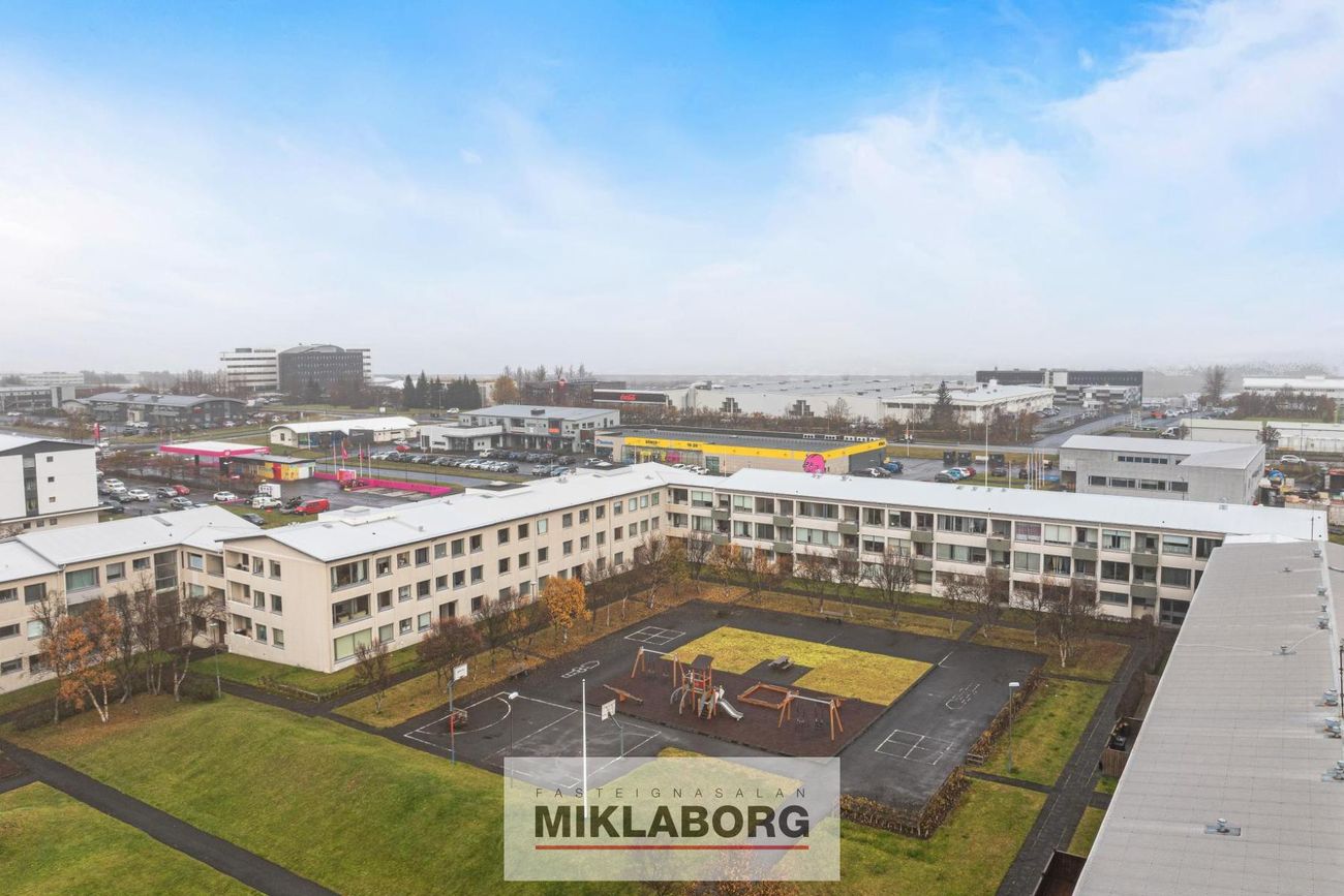 Hraunbær 116, 110 Reykjavík