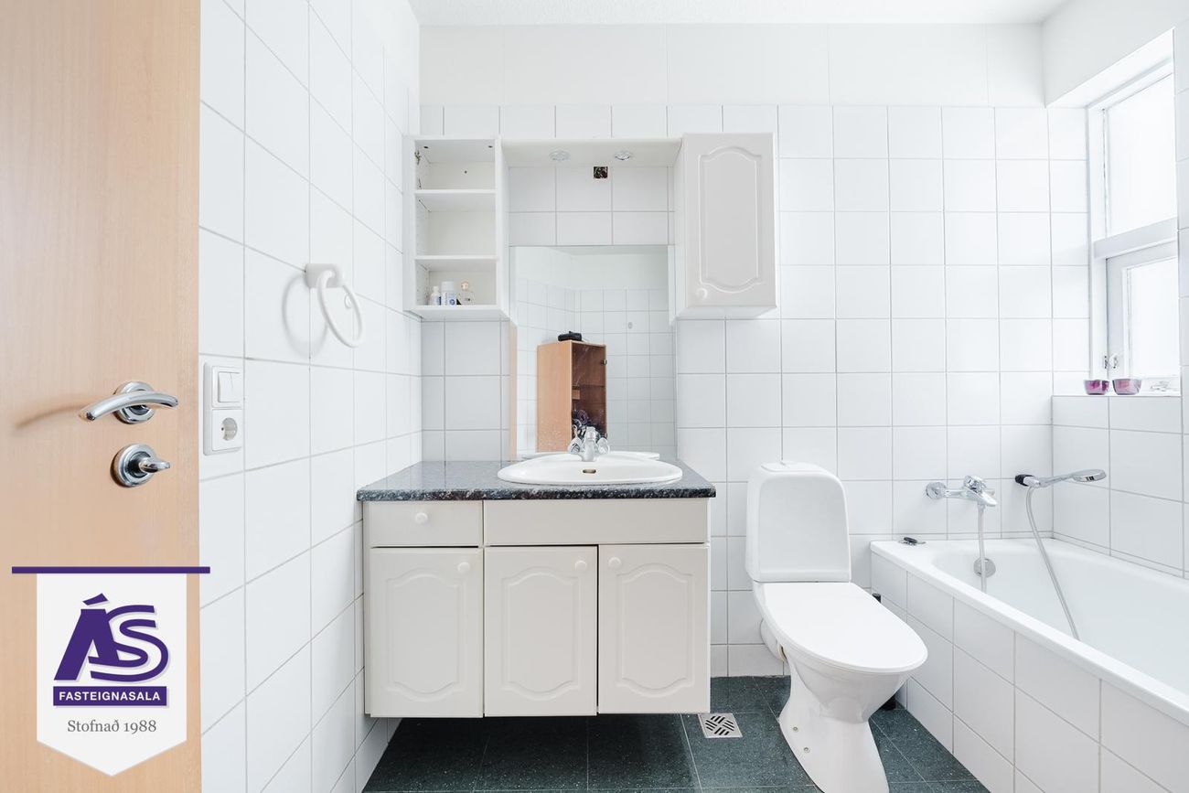 Fjarðargata 17 - 0202, 220 Hafnarfjörður