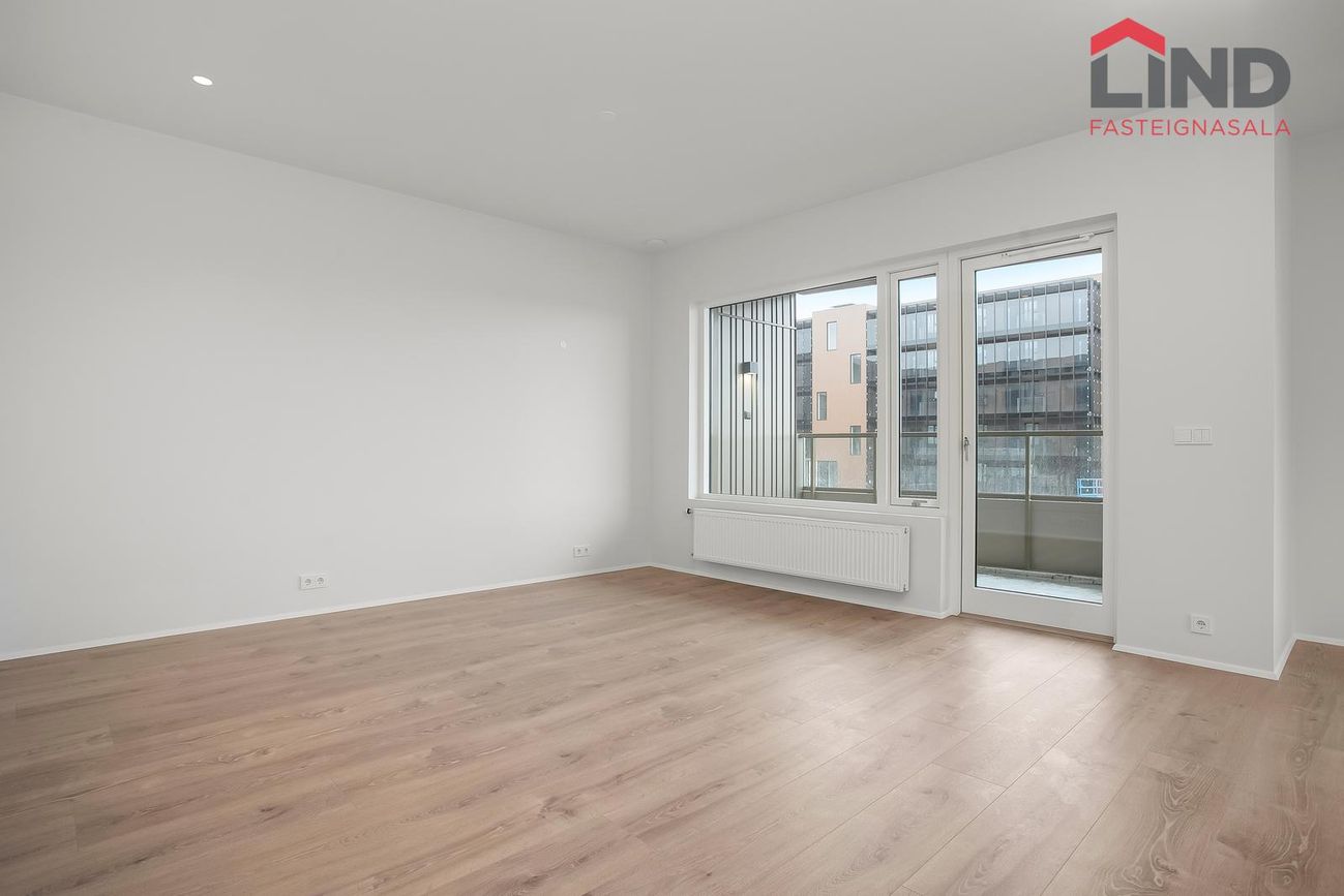 Áshamar 50 - 0210, 221 Hafnarfjörður