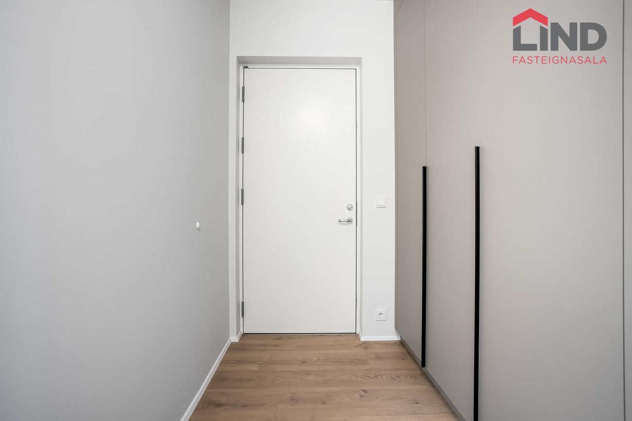 Áshamar 50 - 0210, 221 Hafnarfjörður