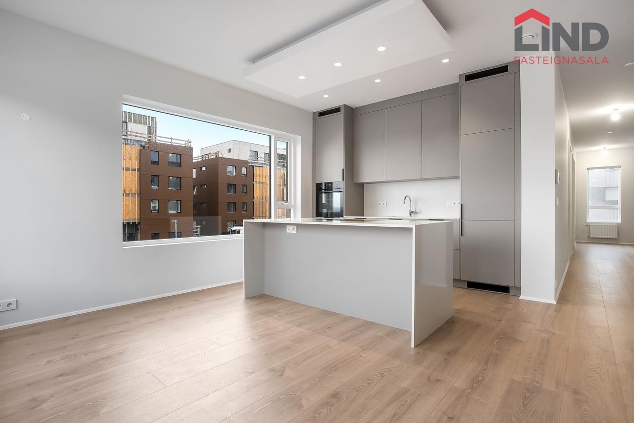 Áshamar 50 - 0210, 221 Hafnarfjörður