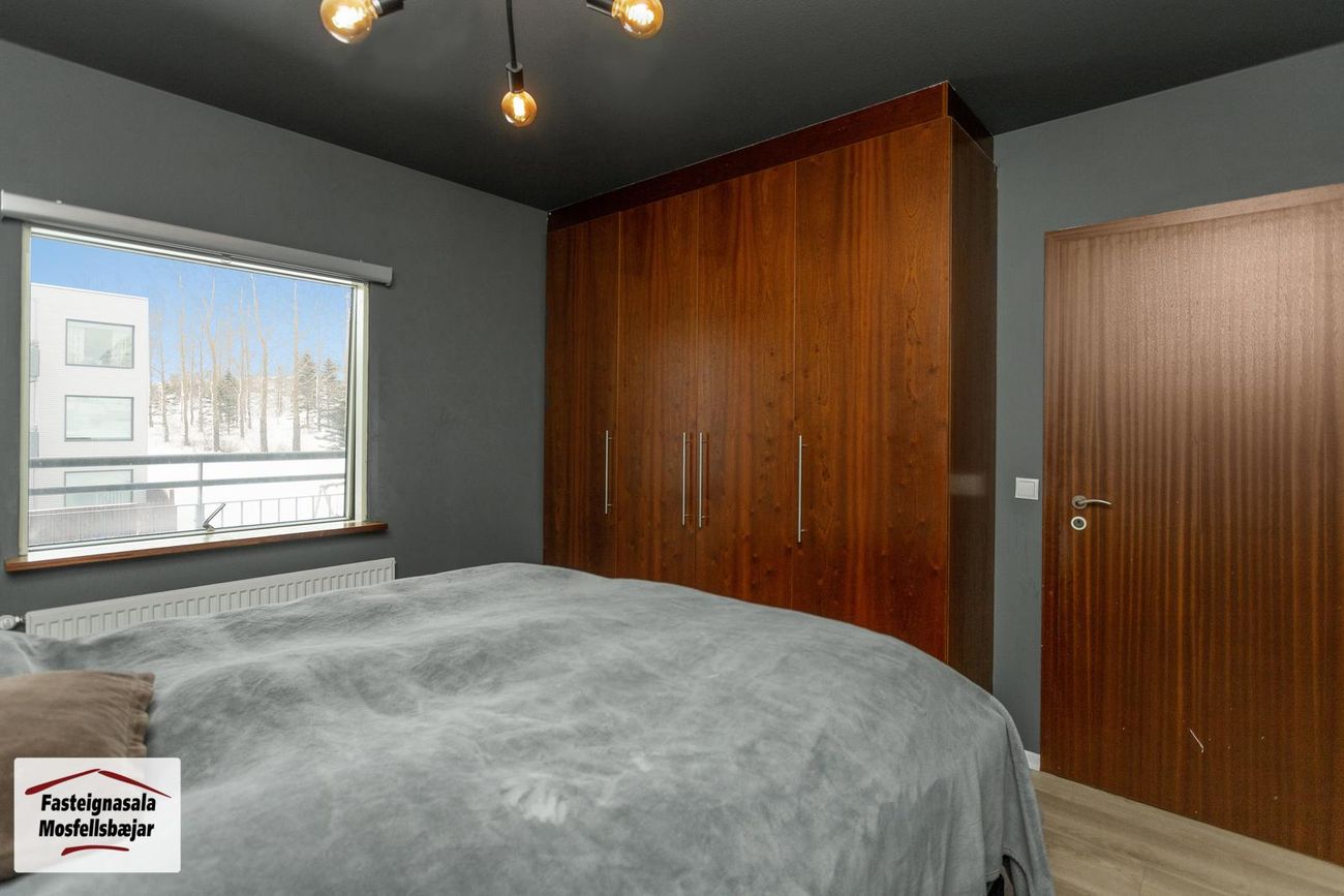 Klapparhlíð 30 - 0201, 270 Mosfellsbær