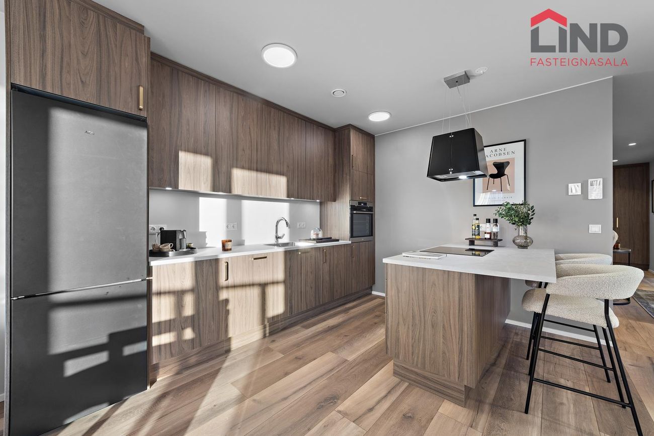 Hringhamar 15 - 0702, 221 Hafnarfjörður