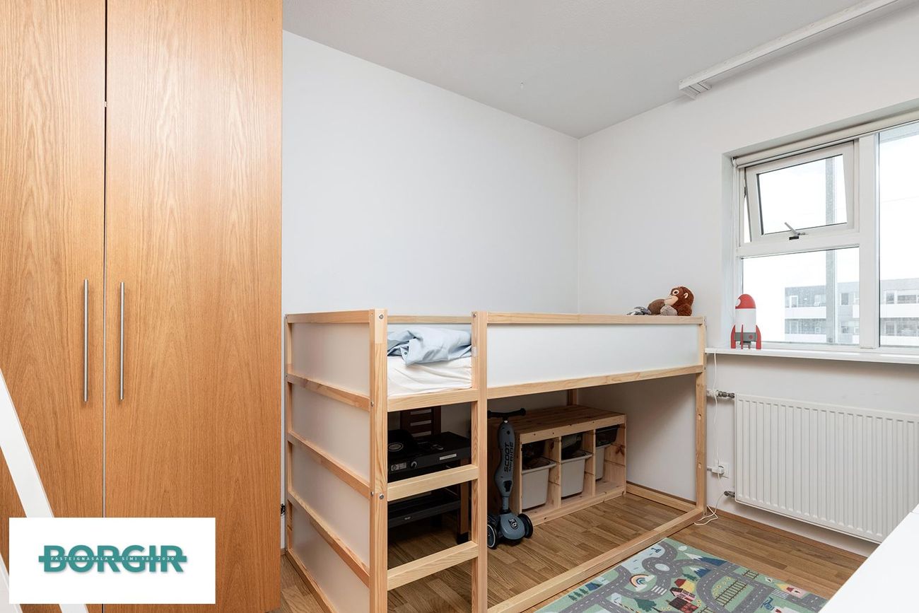 Álfkonuhvarf 53, 203 Kópavogur