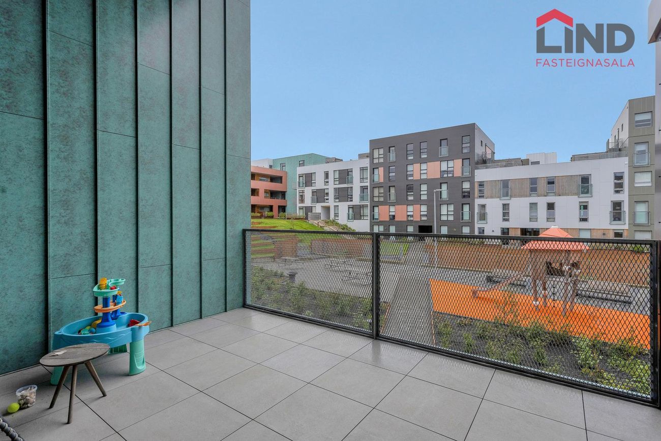 Valshlíð 12 - 0217, 102 Reykjavík