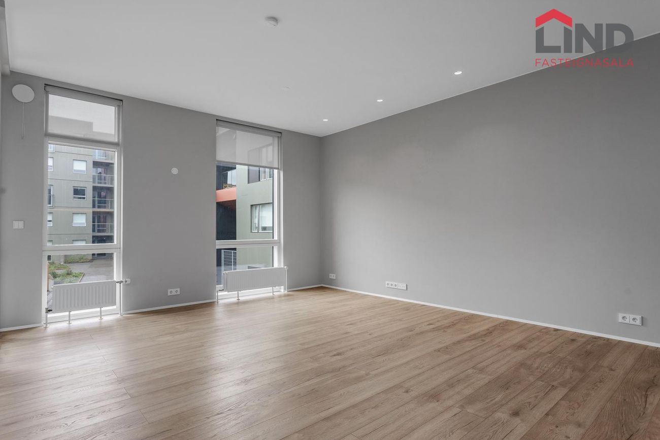 Valshlíð 12 - 0217, 102 Reykjavík