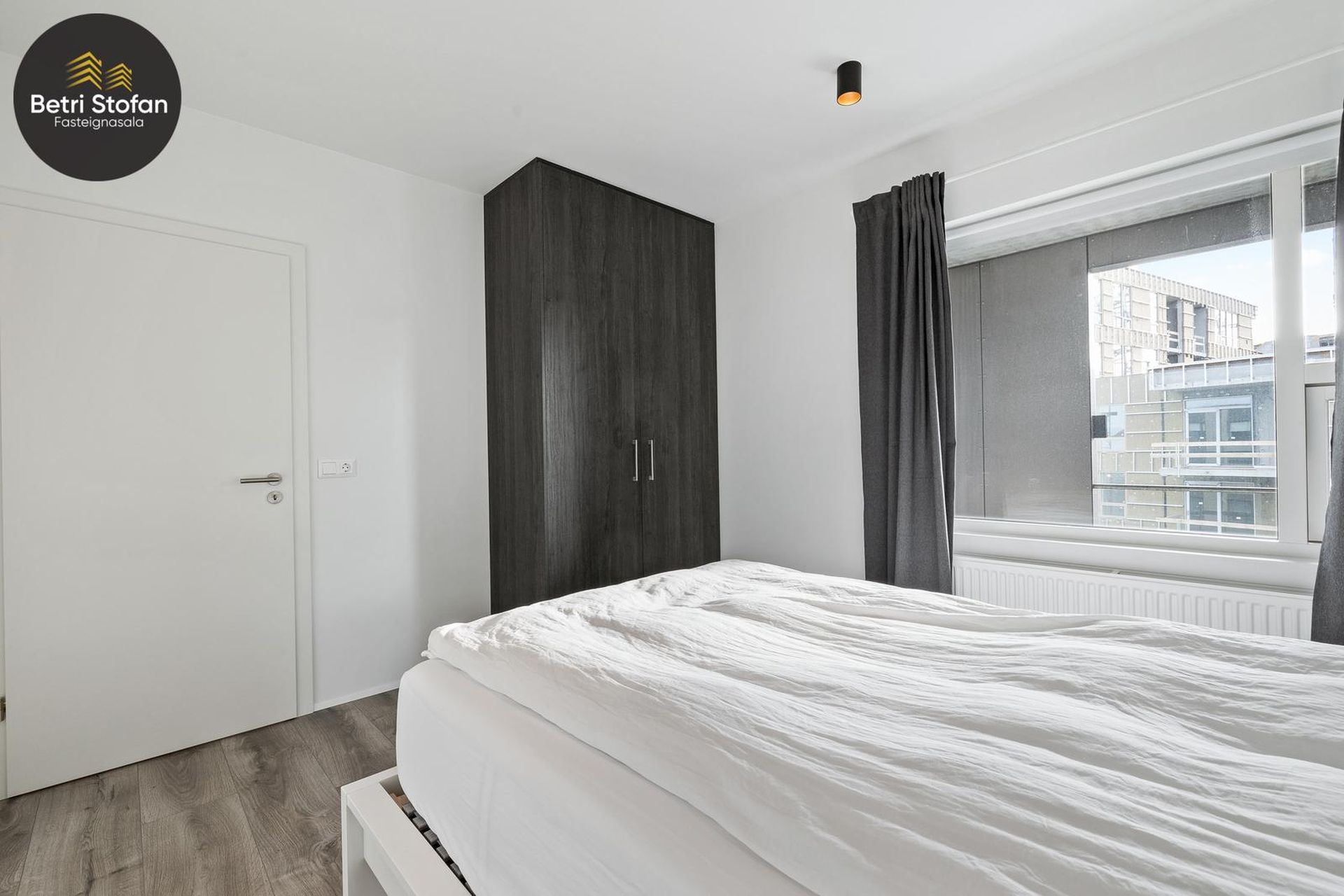 Hringhamar 7, 221 Hafnarfjörður
