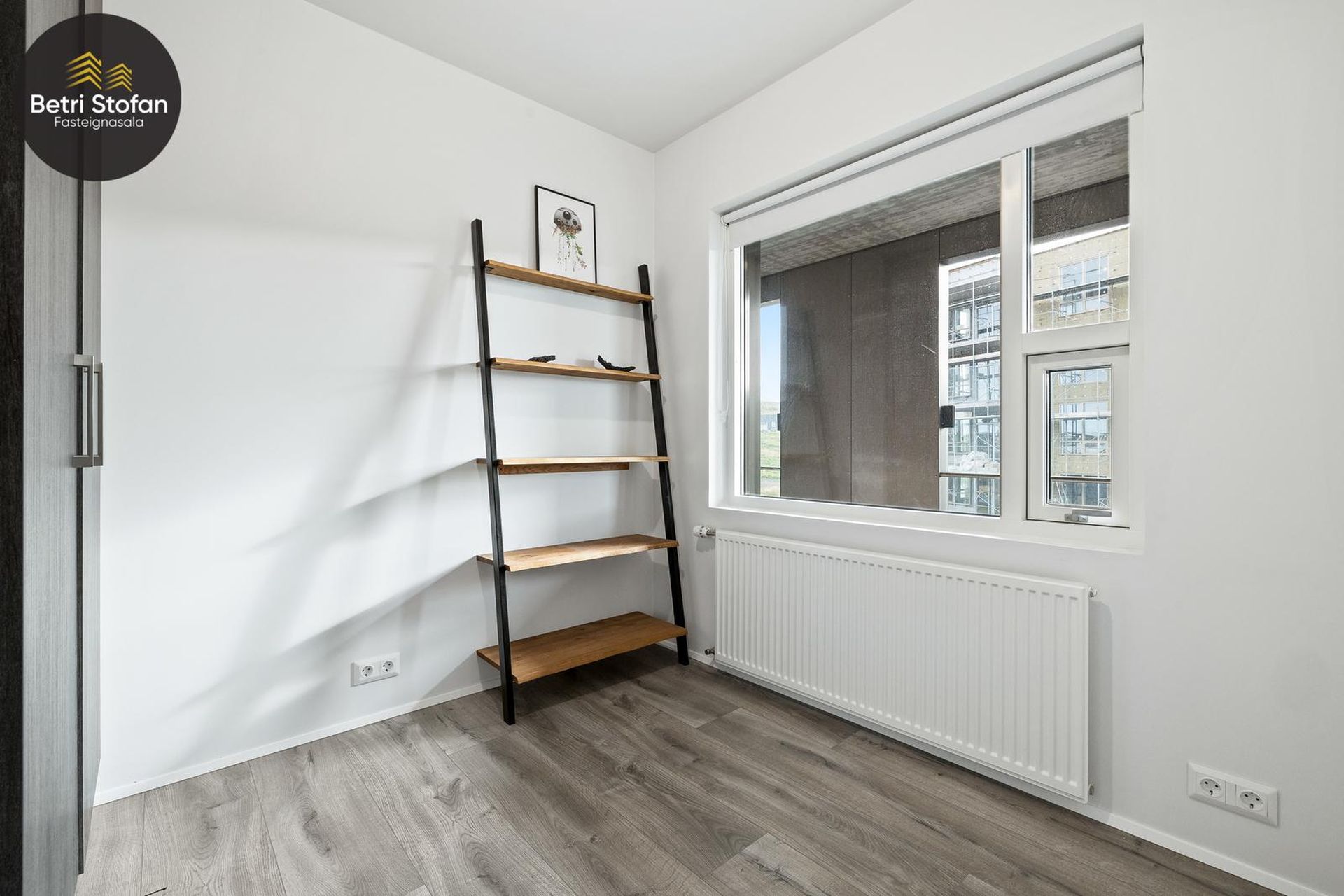 Hringhamar 7, 221 Hafnarfjörður