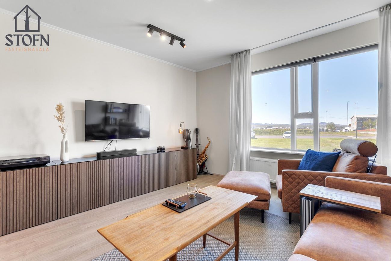 Móabarð 34, 220 Hafnarfjörður