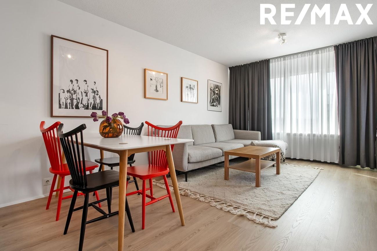 Vallarás 3, 110 Reykjavík