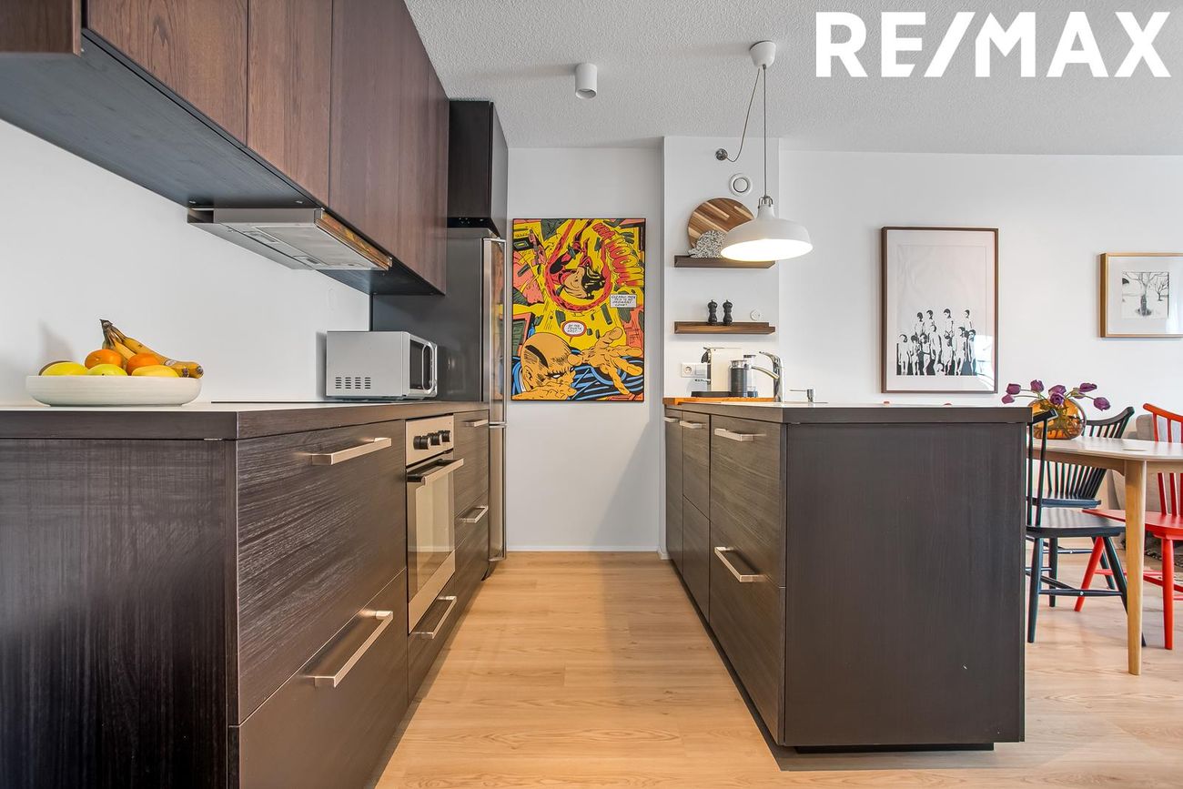 Vallarás 3, 110 Reykjavík