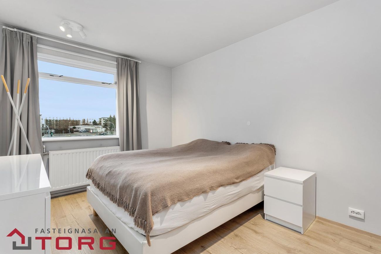 Háaleitisbraut 44, 108 Reykjavík