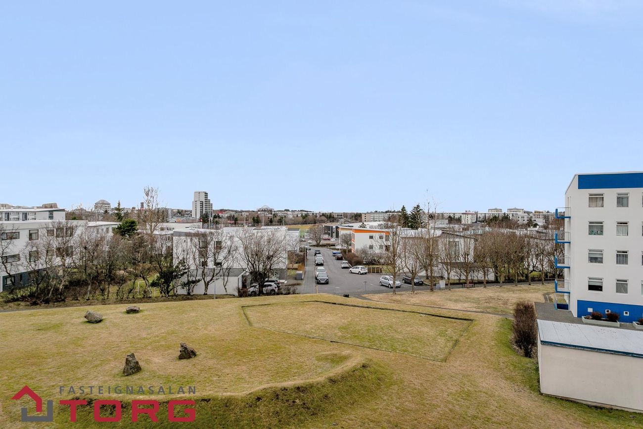 Háaleitisbraut 44, 108 Reykjavík
