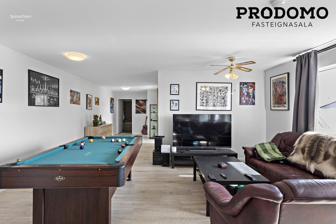 Breiðbraut 670A, 262 Reykjanesbær