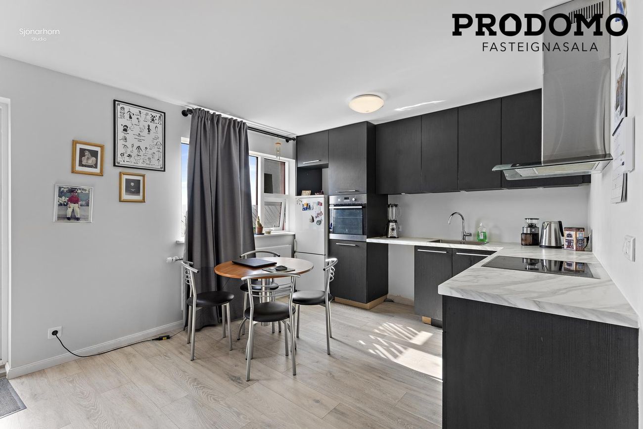 Breiðbraut 670A, 262 Reykjanesbær