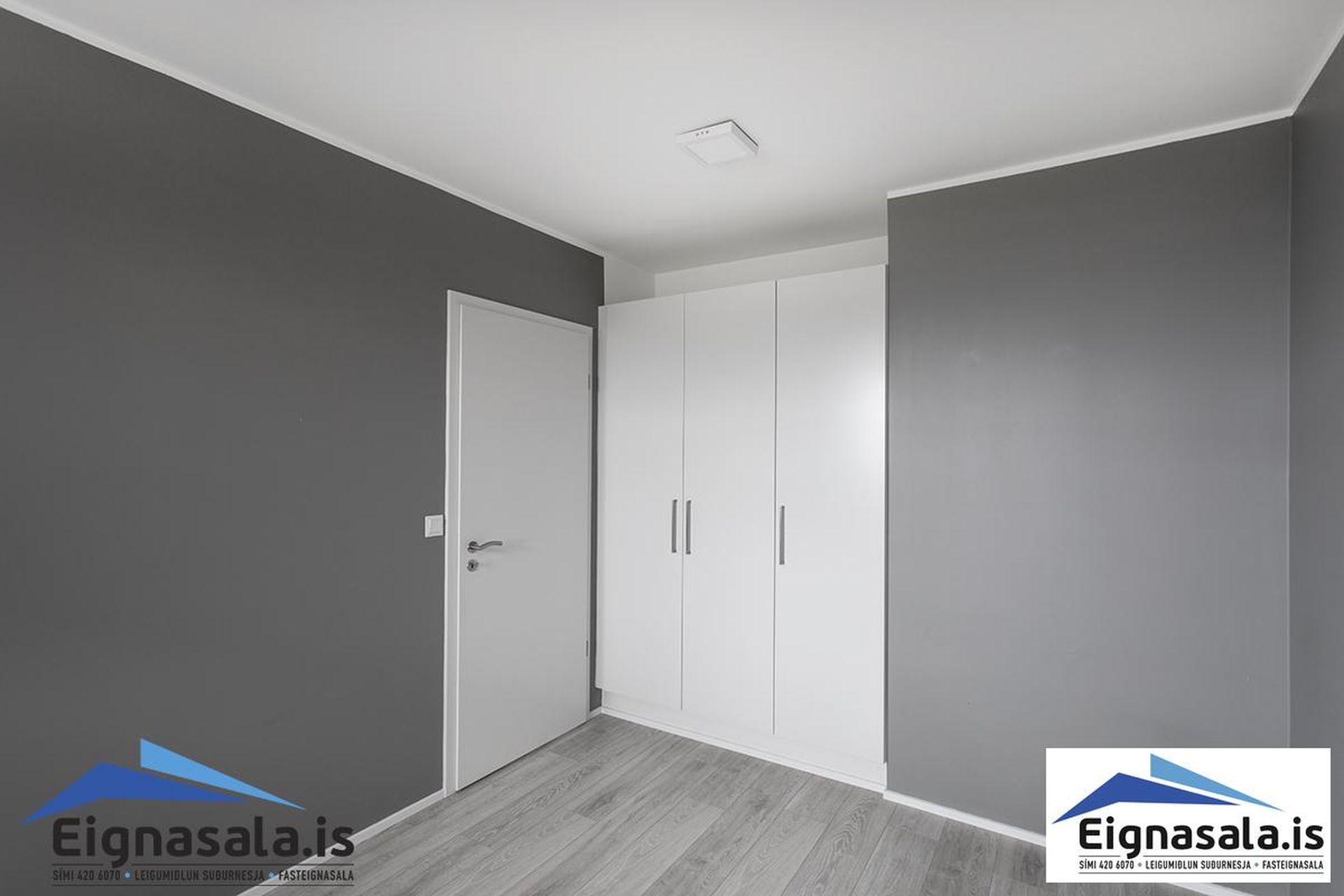 Dalsbraut 4, 260 Reykjanesbær