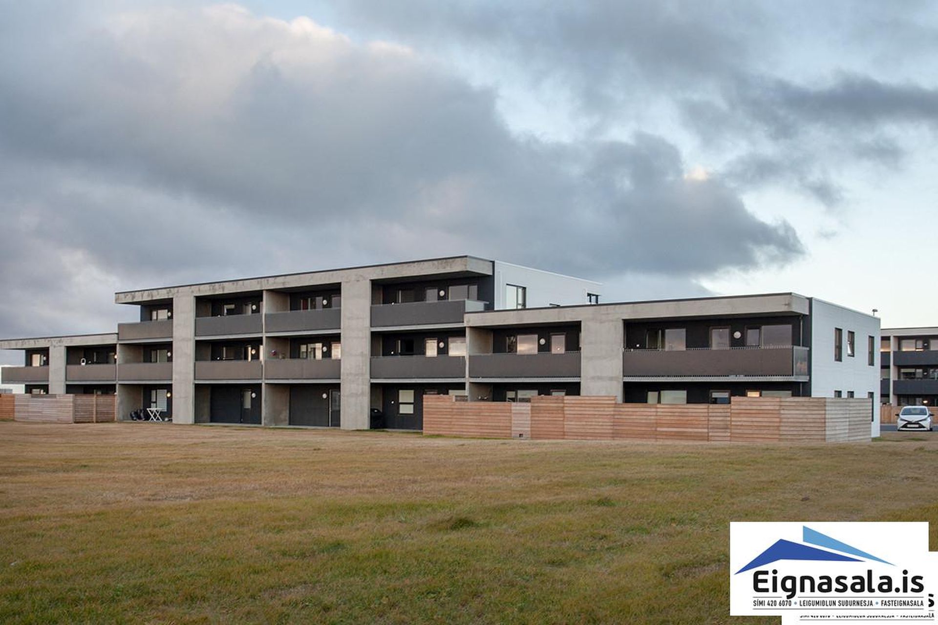 Dalsbraut 4, 260 Reykjanesbær