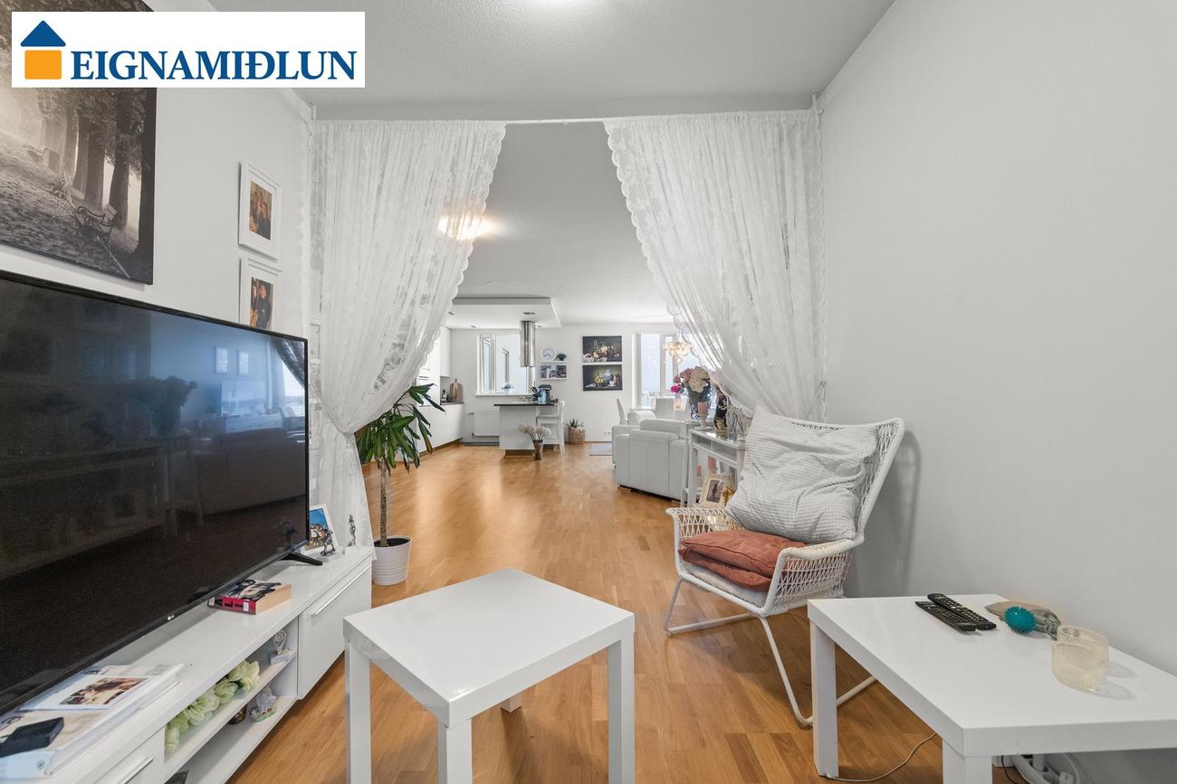 Strandvegur 9 - 0203, 210 Garðabær