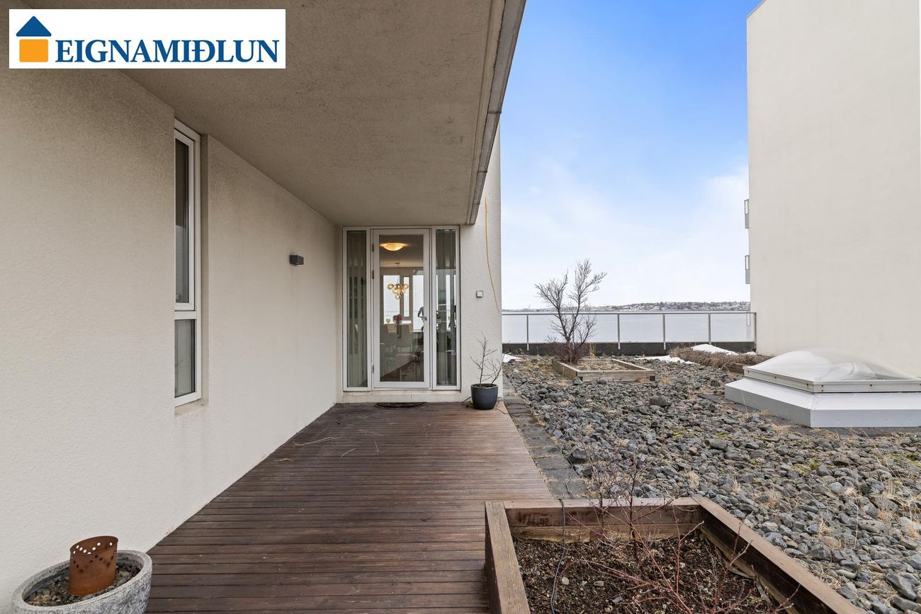 Strandvegur 9 - 0203, 210 Garðabær