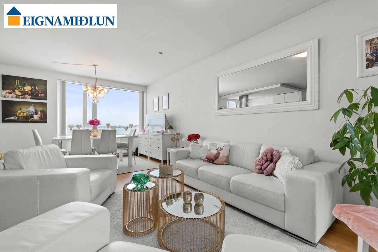 Strandvegur 9 - 0203, 210 Garðabær