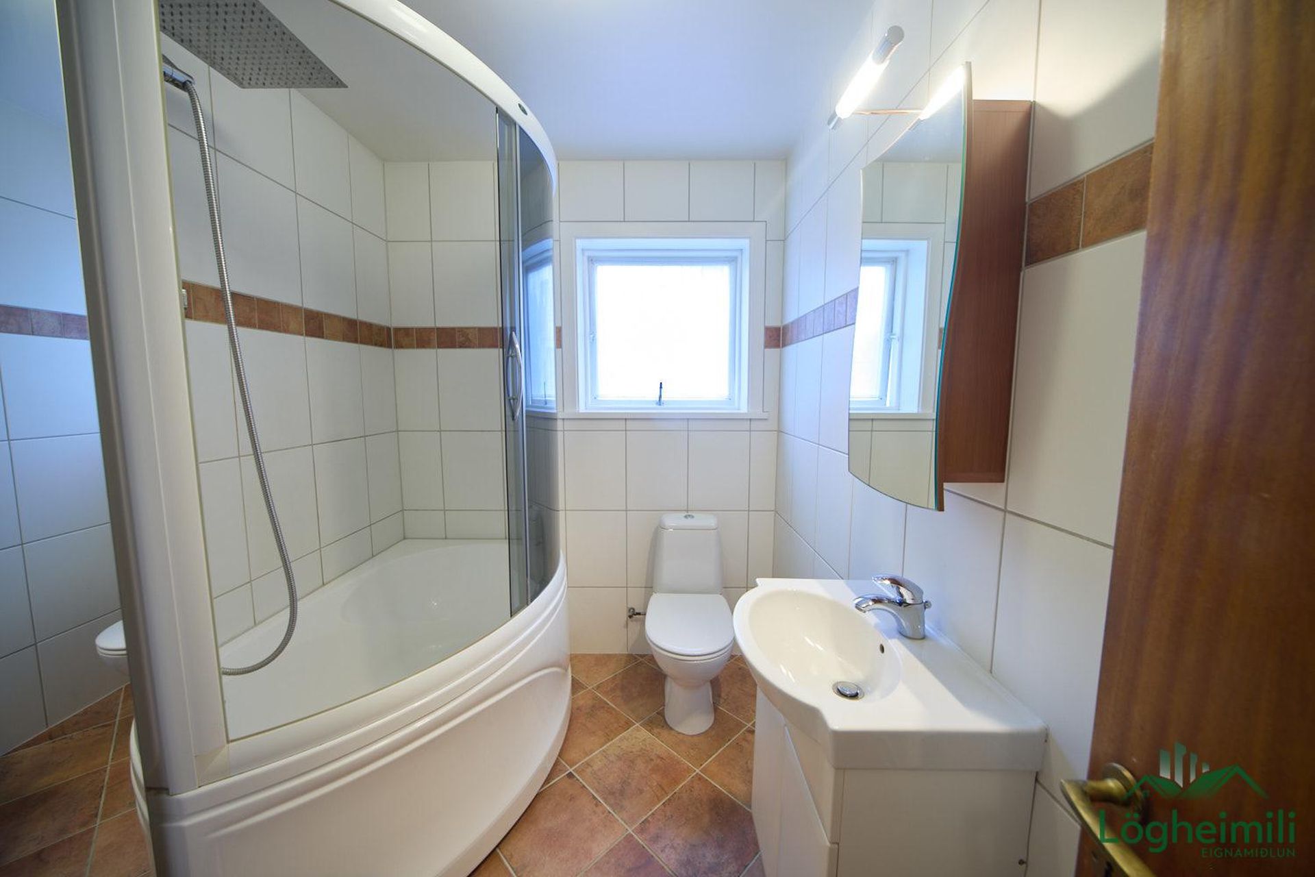 Njörvasund 8, 104 Reykjavík