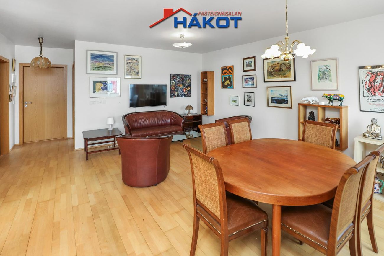 Stillholt 19 - 0601, 300 Akranes