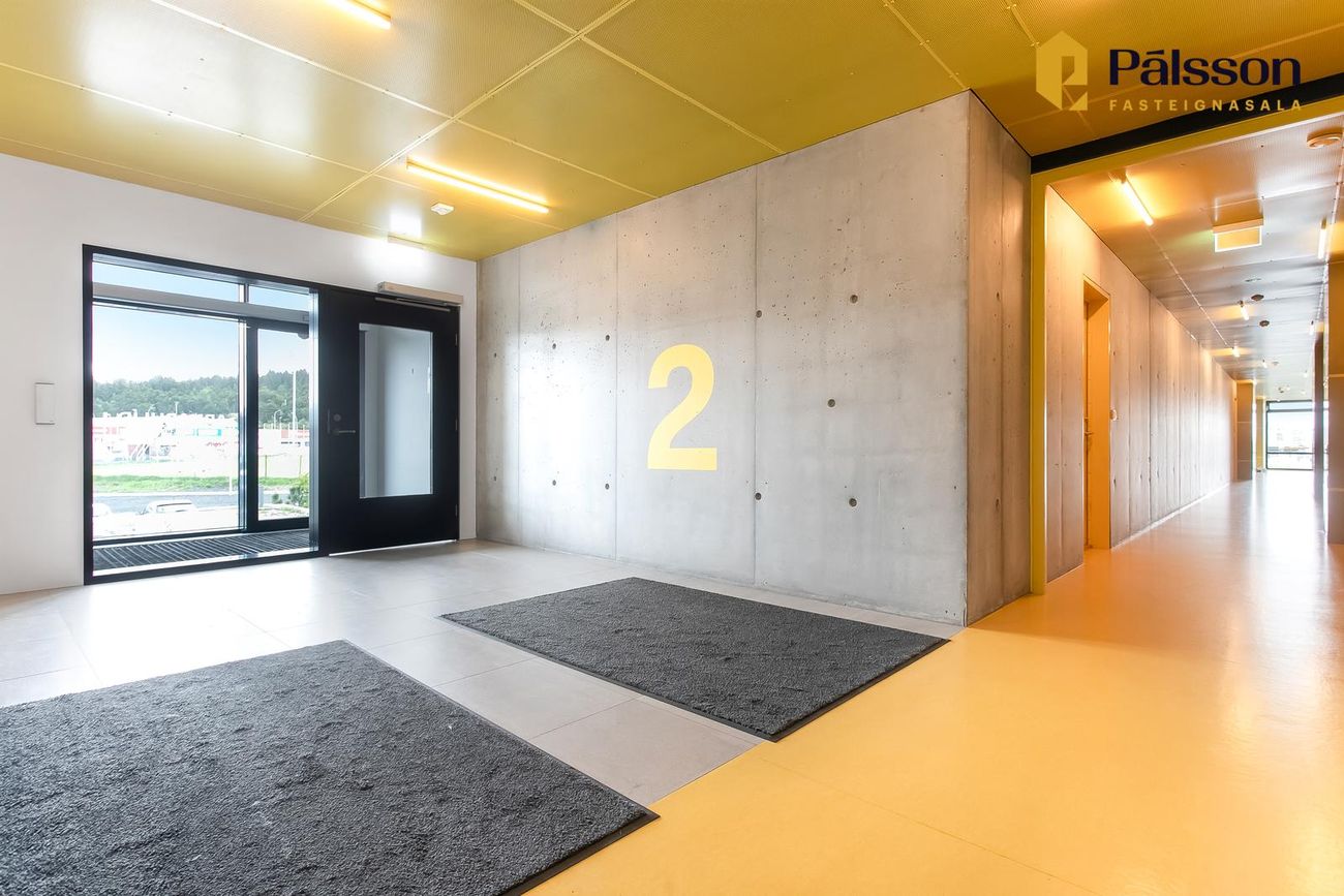 Arnarhlíð 1, 102 Reykjavík