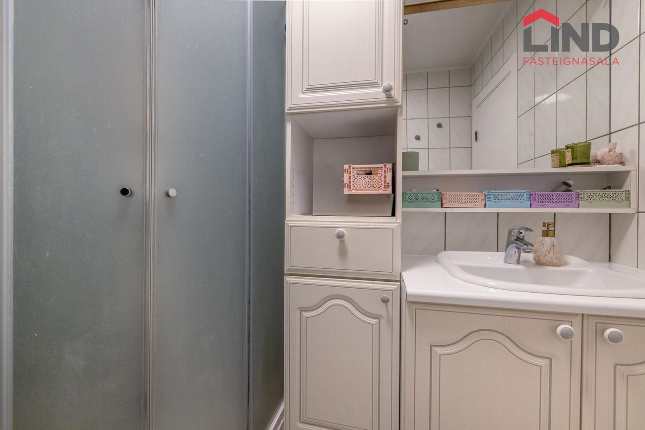 Vallarbraut 9, 300 Akranes