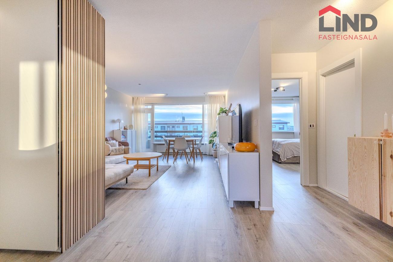 Vallarbraut 9, 300 Akranes