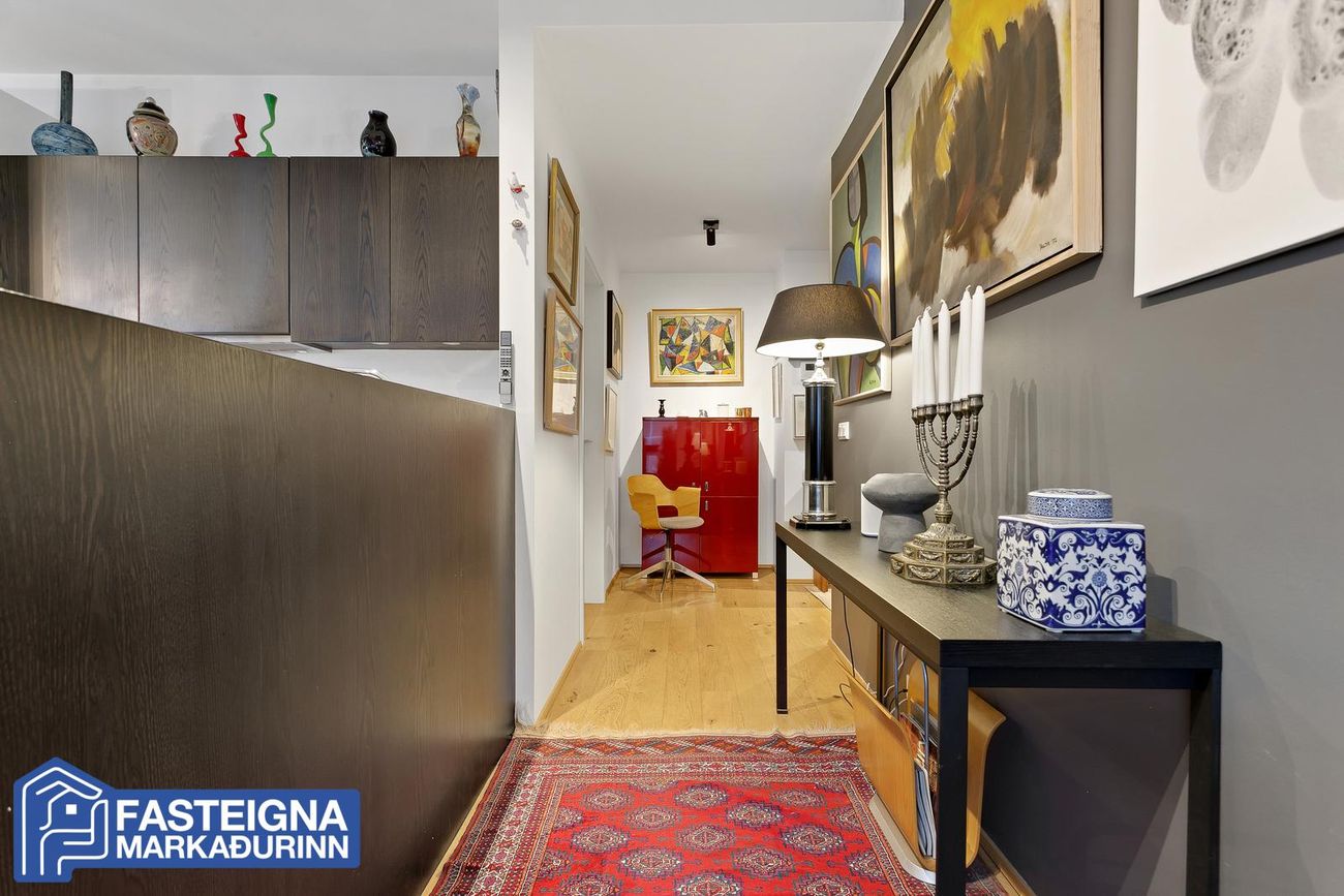 Lindargata 37 - 0201, 101 Reykjavík