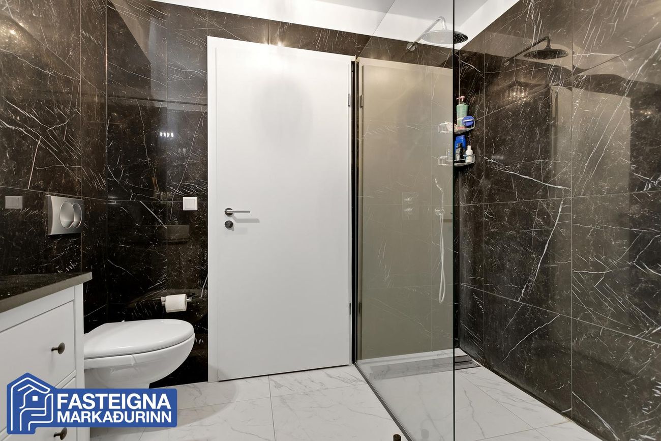 Lindargata 37 - 0201, 101 Reykjavík