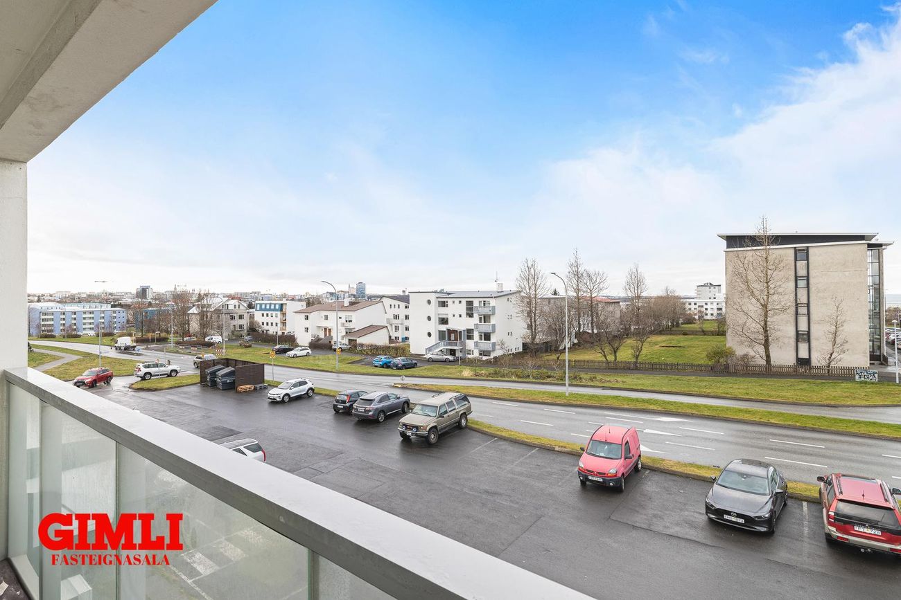 Dalbraut 1, 105 Reykjavík
