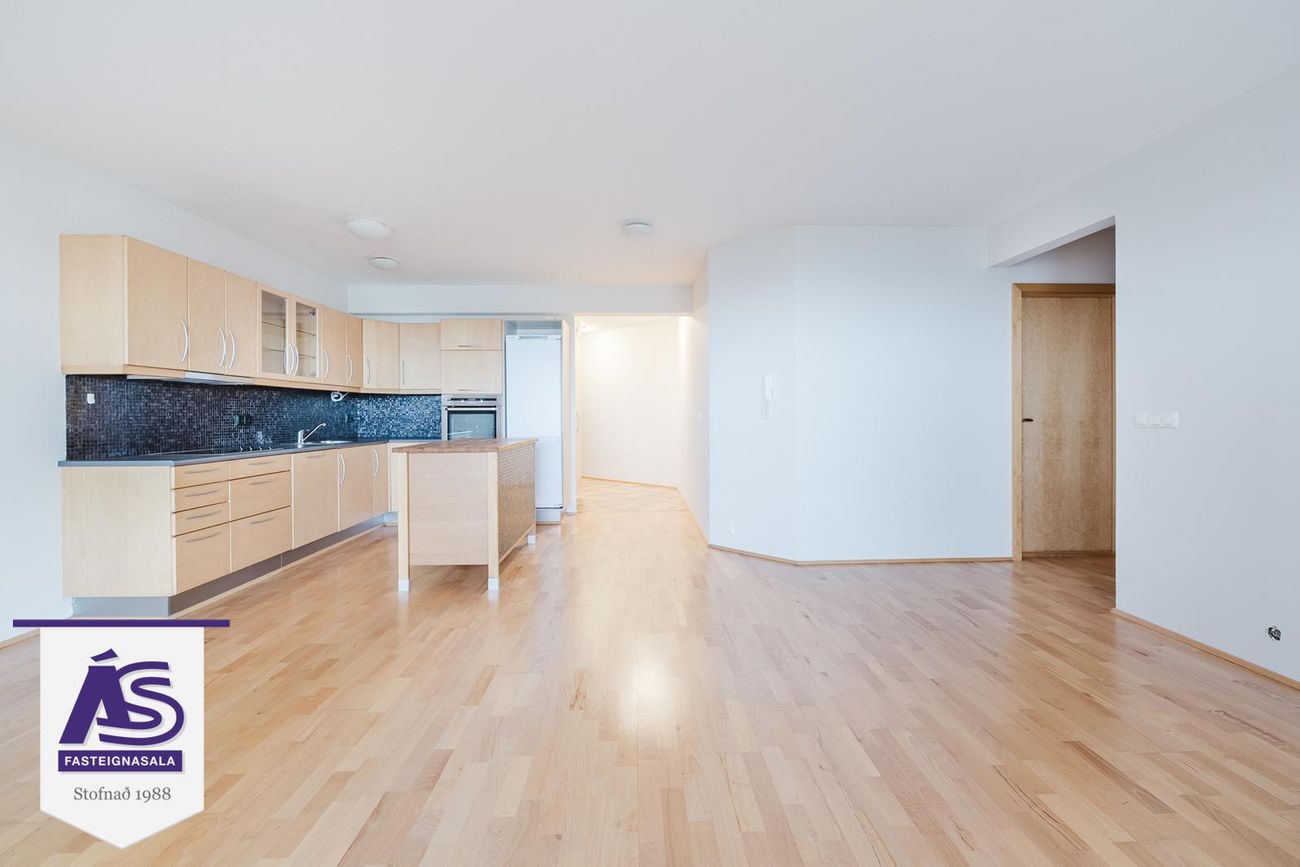 Glósalir 7, 201 Kópavogur