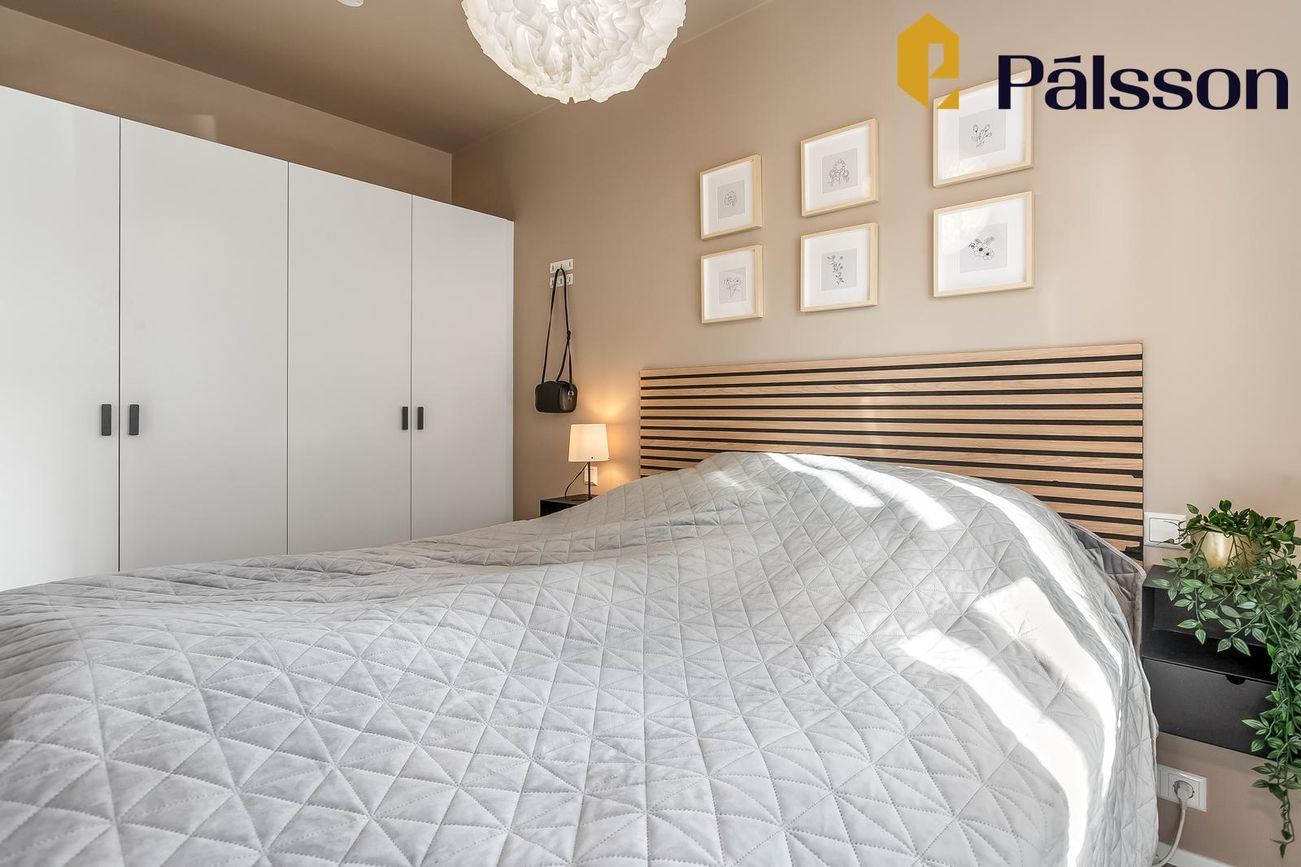 Jöfursbás 11B, 112 Reykjavík