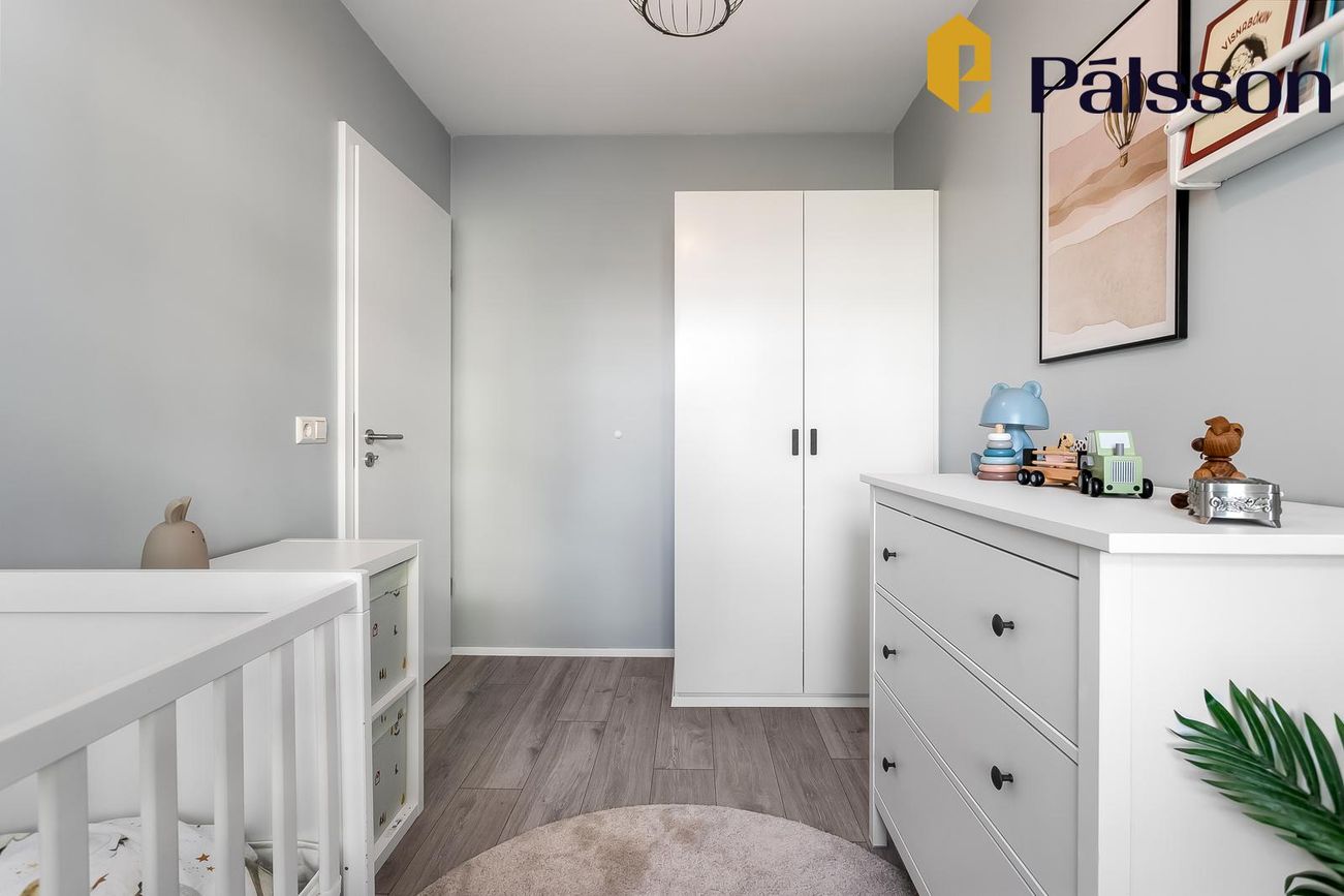 Jöfursbás 11B, 112 Reykjavík