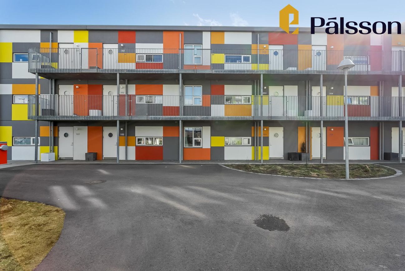 Jöfursbás 11B, 112 Reykjavík