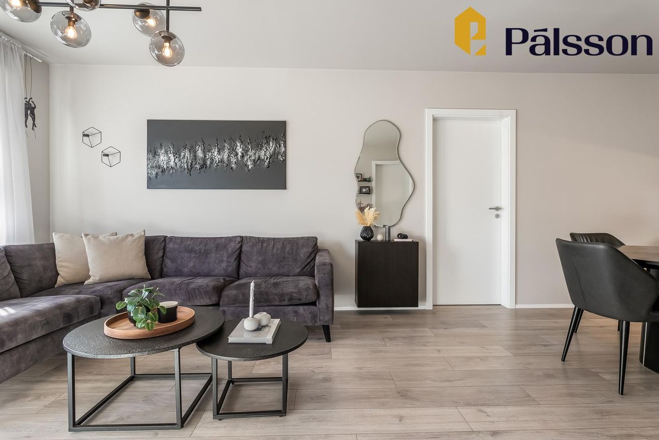 Jöfursbás 11B, 112 Reykjavík