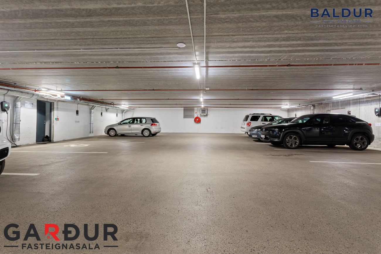 Dugguvogur 13, 104 Reykjavík
