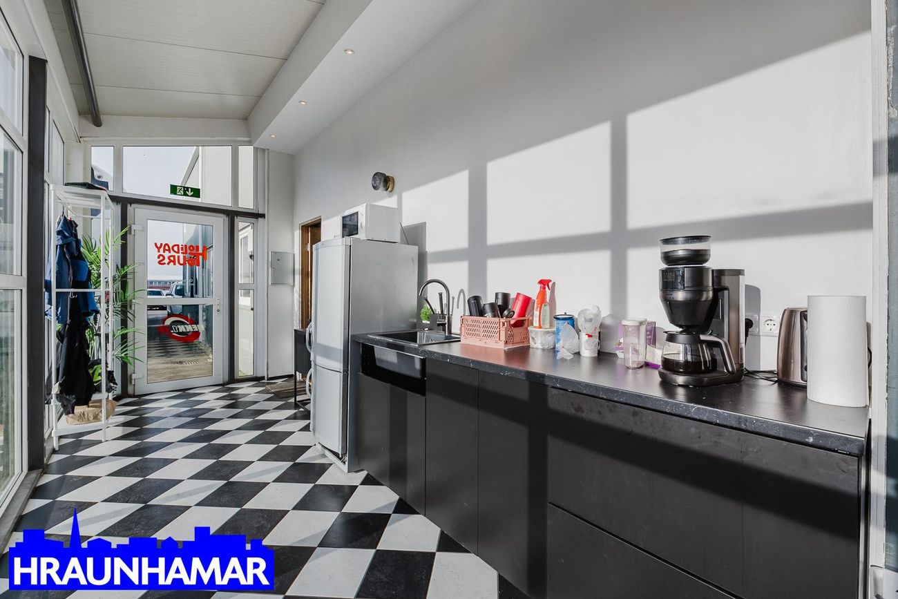 Breiðhella 12 - 0102, 221 Hafnarfjörður